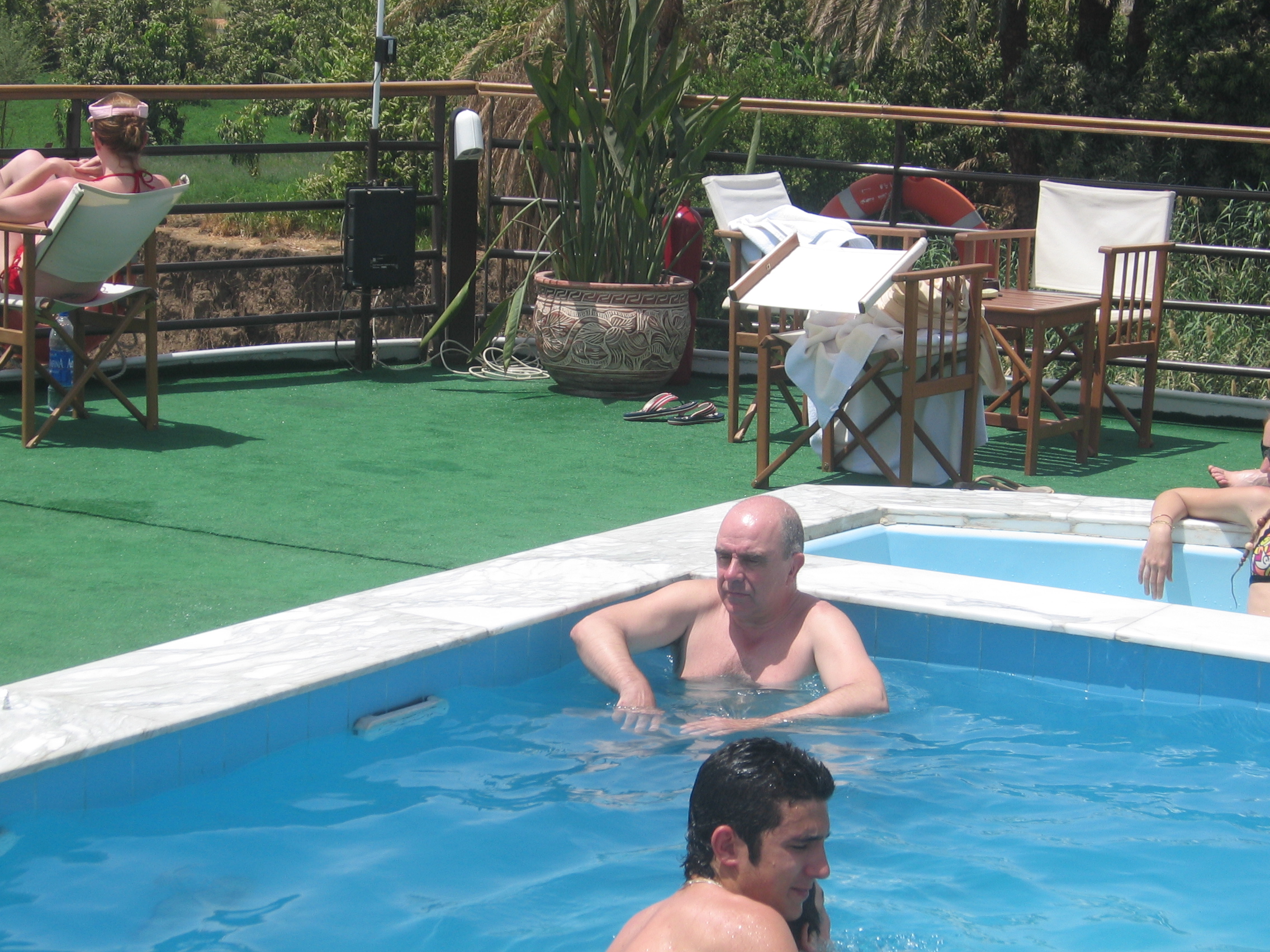 Egipto, 2007. Crucero por el Nilo. Un baño