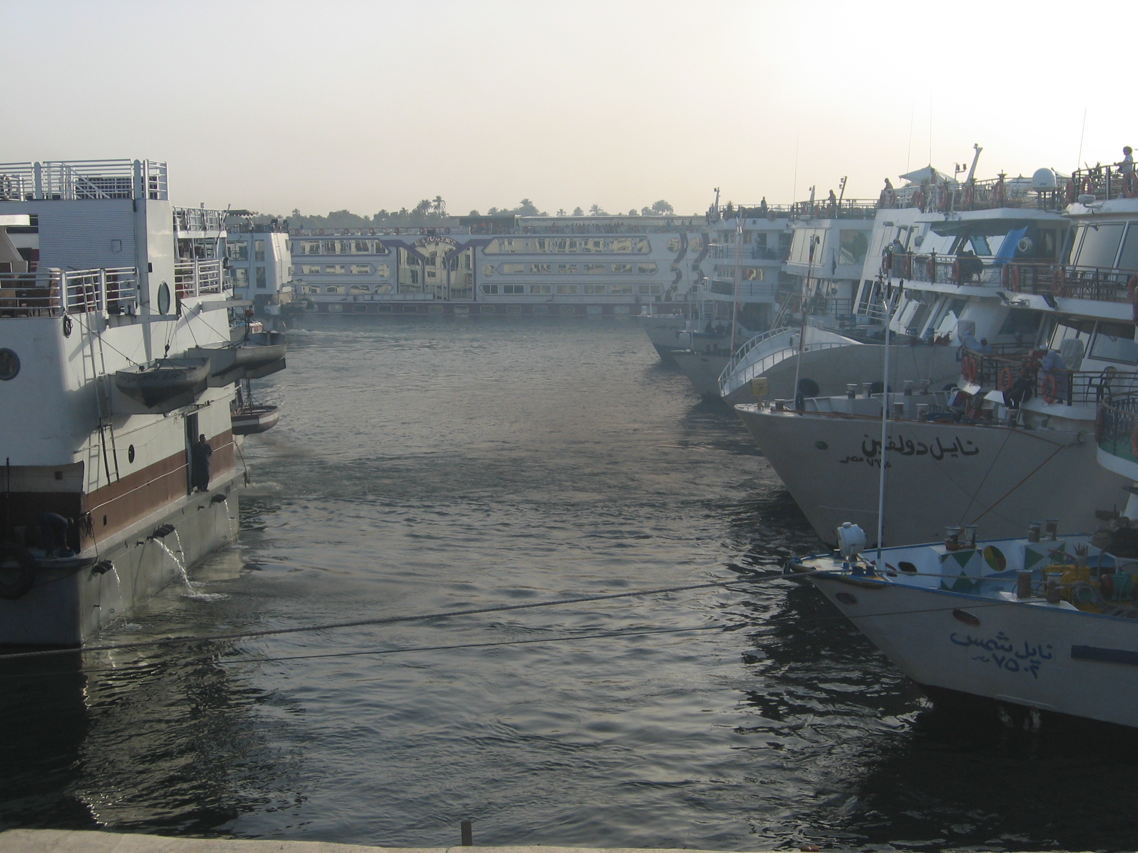 Egipto, 2007. Crucero por el Nilo. Contaminación
