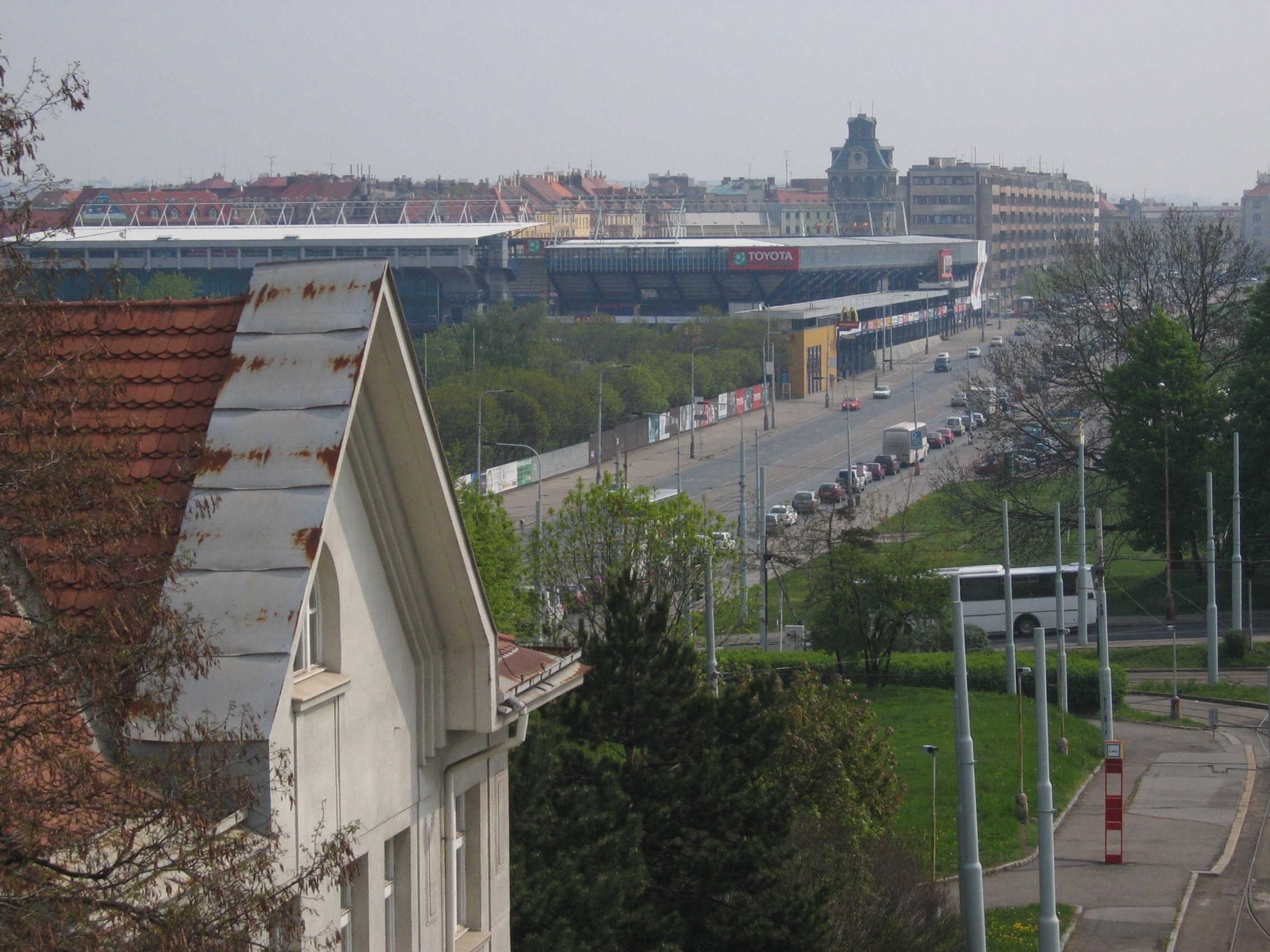 Praga, 2004. Parte moderna