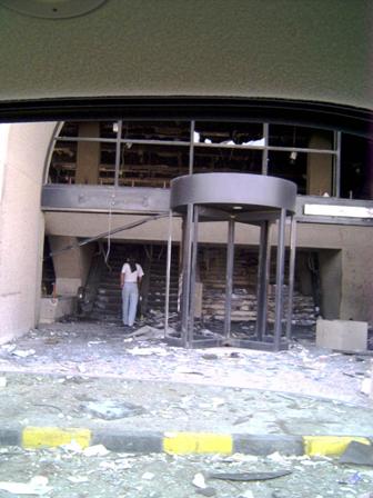 Kuwait 2003. Hotel Sheraton de Basora, saqueado