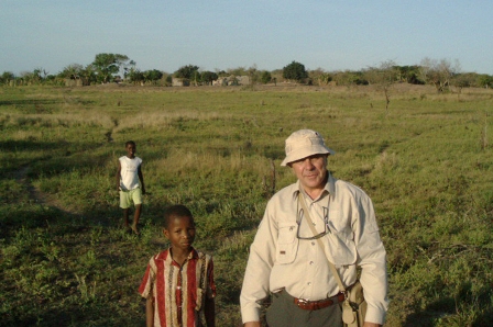 Mozambique, 2003. Niños con suerte